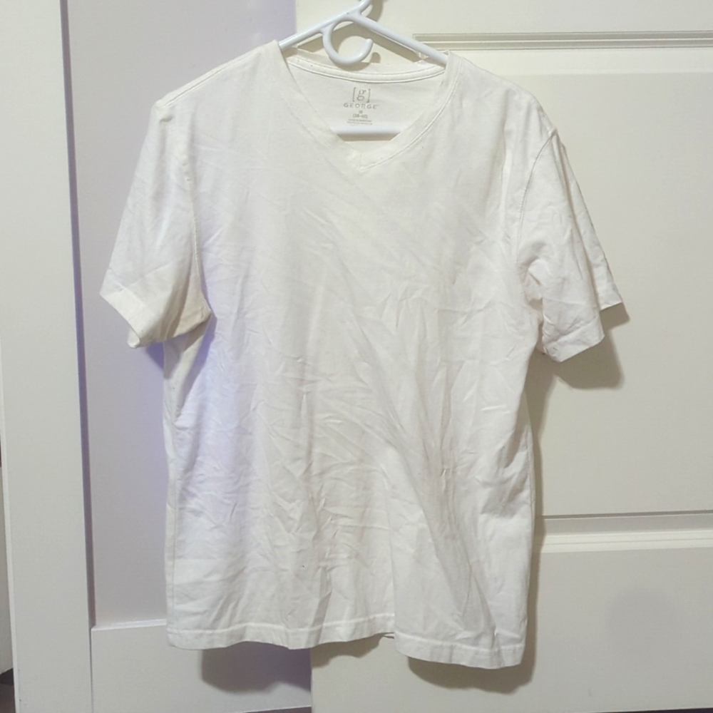 White tee